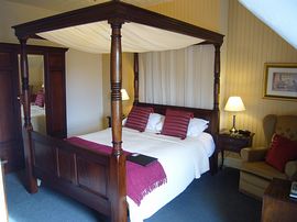 Four poster bedroom, room 5. 