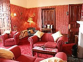 Guests' lounge 