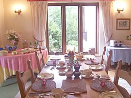 Dining room Hallwood Oast 