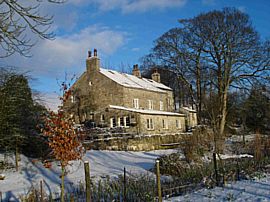 Bridge End Farm in winter 