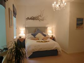 White room 