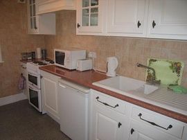 Guest Kitchen 