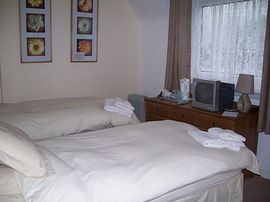 Twin Room 