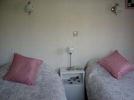 Twin room 