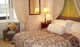 Britannia House - Lymington bed and breakfast 