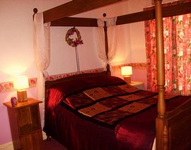 Four Poster Room