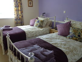 Lilac Room 