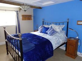 Blue room 